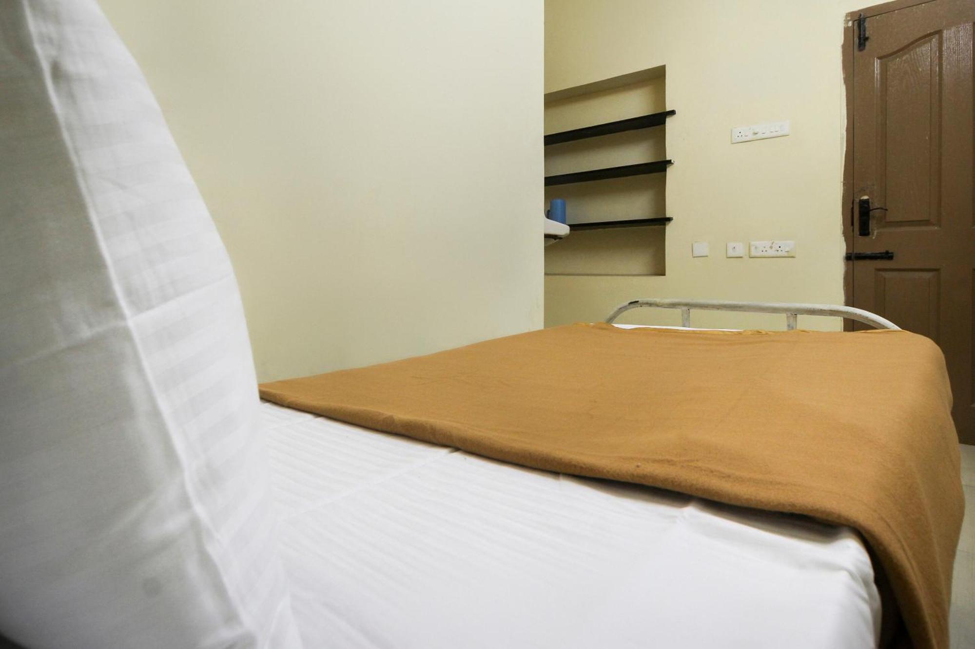 Spot On Jayalakshmi Residency Non Ac Hotel Kovilpatti ภายนอก รูปภาพ